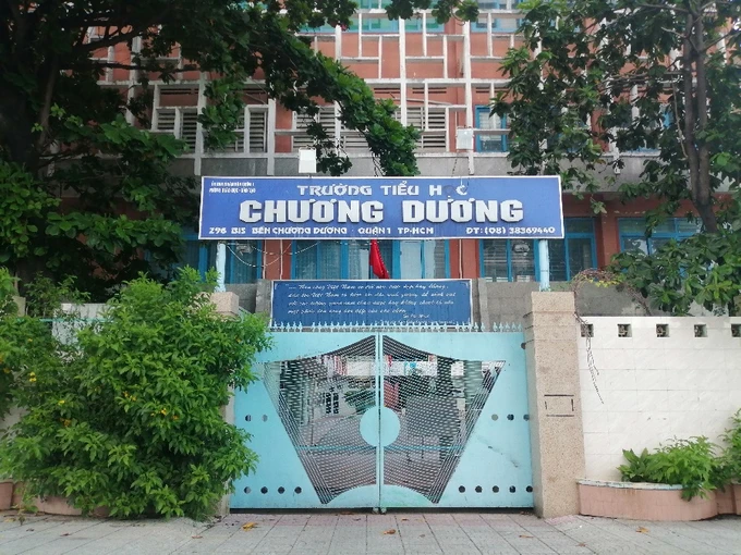 Trường Tiểu học Chương Dương (quận 1), nơi xảy ra sự việc cô giáo vận động tiền của phụ huynh để mua laptop